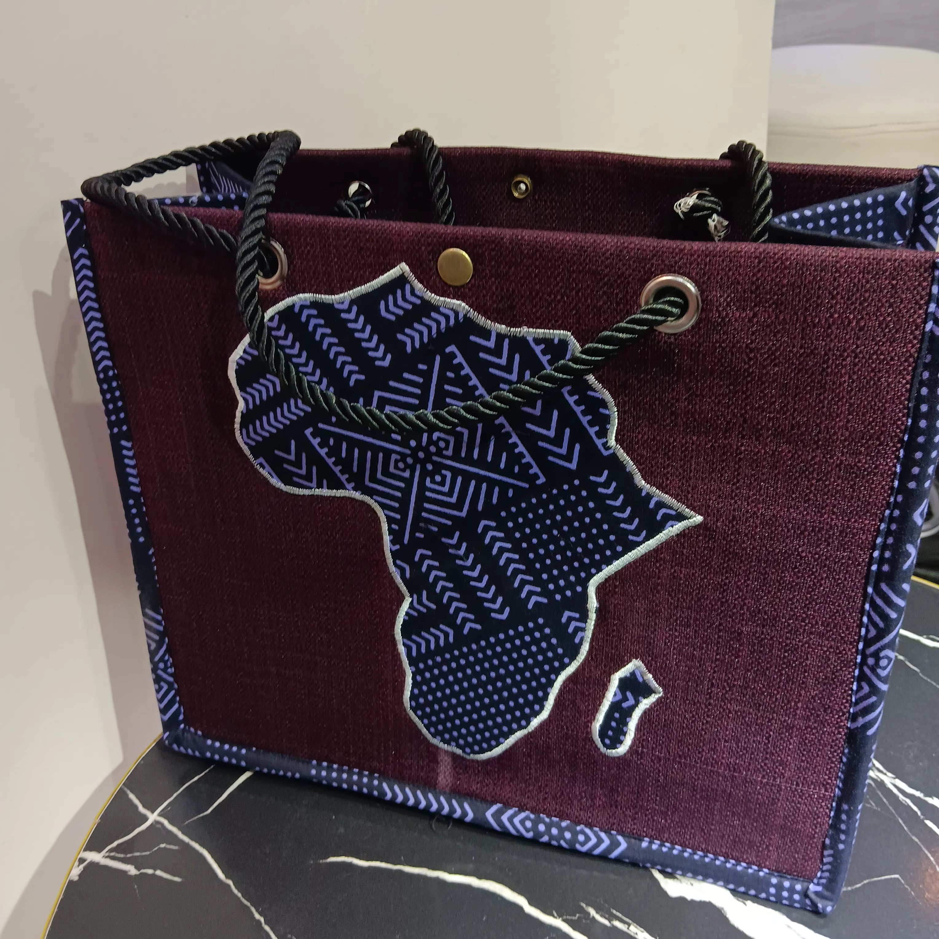 Women African tote bags