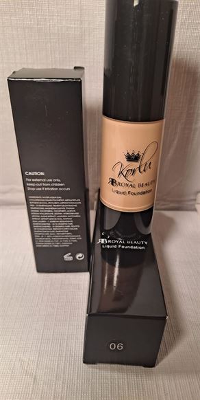 Women KRB's liquid matte foundation